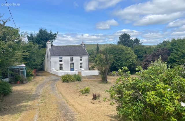 Derreengreanagh South, Bantry, Bantry, Co. Cork - Click to view photos