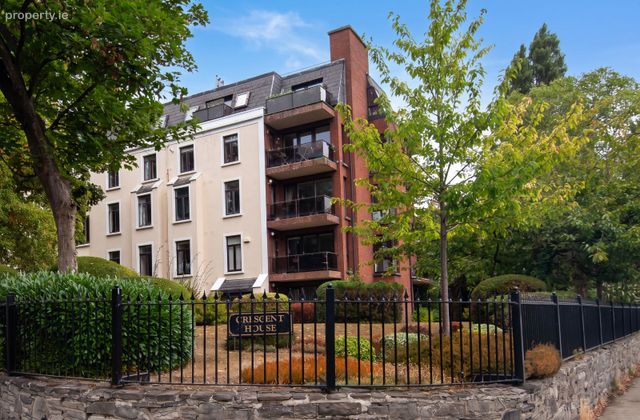 Apartment 10, Crescent House, Marino, Dublin 3 - Click to view photos