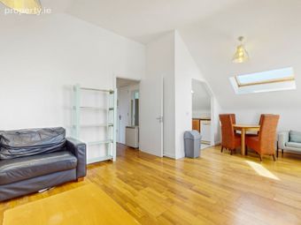 Apartment 18, Portland Lock, Portland Place, Dublin 1 - Image 5