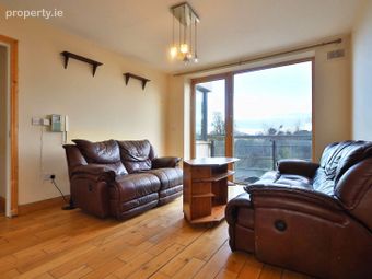 73 Academy Square, Navan, Co. Meath - Image 3