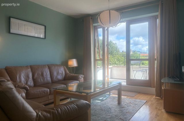 Apartment 8, 100 Merrion Road, Ballsbridge, Dublin 4 - Click to view photos