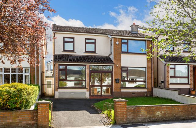 32 Hermitage Grove, Rathfarnham, Dublin 16, Rathfarnham, Dublin 16 - Click to view photos