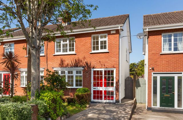 67 Elgin Heights, Bray, Bray, Co. Wicklow - Click to view photos