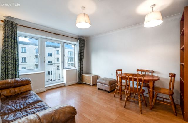 Bachelors Walk Apartments, Dublin 1 - Click to view photos
