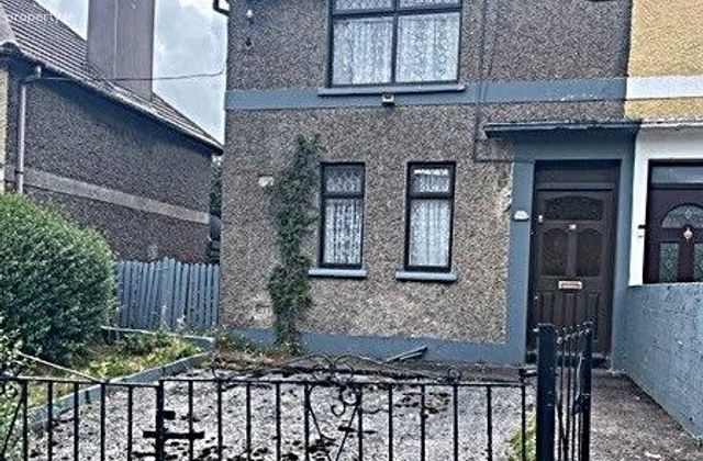 13 Templeacre Avenue, Gurranabraher, Co. Cork - Click to view photos