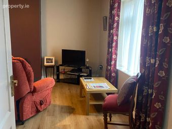 18 Bridge Court, Bridge Street, Ballinasloe, Co. Galway - Image 3