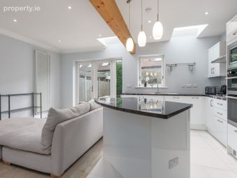 Hampton Crescent, Saint Helen's Wood, Booterstown, Booterstown, Co. Dublin - Image 2