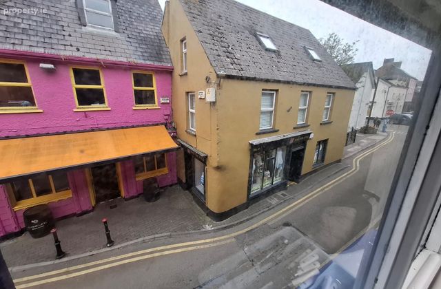 Connolly House, 64 Main Street, Kinsale, Co. Cork - Click to view photos