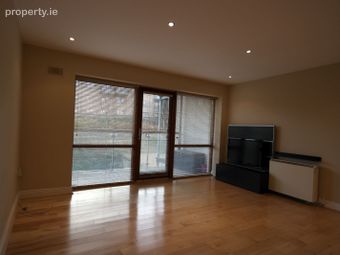 6 Hunters Hall, Hunters Place, Ballycullen, Dublin 24 - Image 2