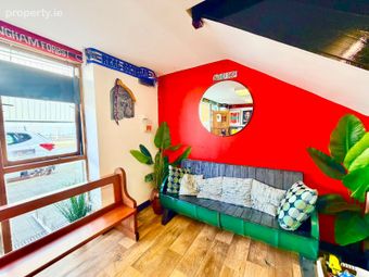 Unit 6, Gateway Crescent, Ballymun, Dublin 11 - Image 4