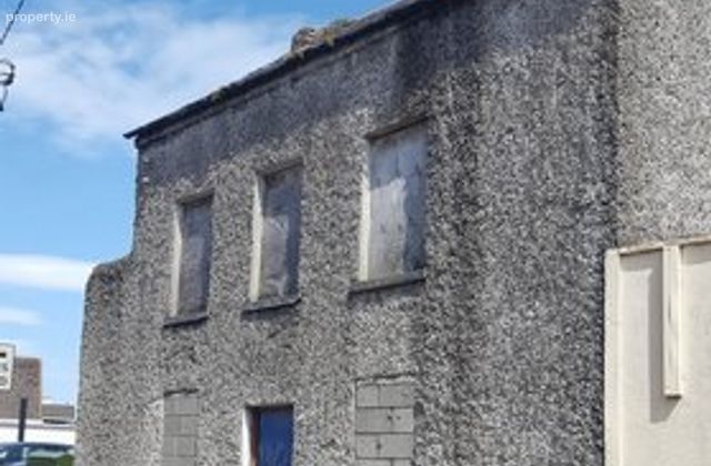 St Johns Lane, Nenagh, Co. Tipperary - Click to view photos