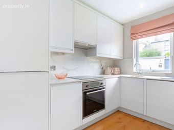 11 Richmond Green, Monkstown, Co. Dublin - Image 2