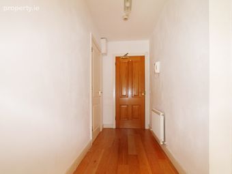 Apartment 6, Sycamore House, Shankill, Dublin 18 - Image 4