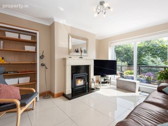 Apartment 33, The Elms, Mount Merrion Avenue, Blackrock, Co. Dublin - Image 2
