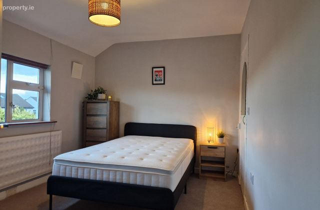 30 Lorcan Park, Dublin 9, Beaumont, Dublin 9 - Click to view photos