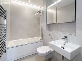 Apartment 5, Lock House 2, Gordon Place, Dublin 2, Charlemont Street, Dublin 2 - Image 5