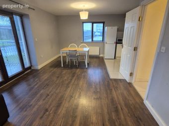 8 Clarence Gate, Kilkenny Road, Graiguecullen, Co. Carlow - Image 2