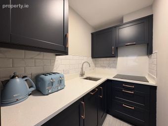 15 Millbrook Court, Mount Brown, Kilmainham, Dublin 8 - Image 2