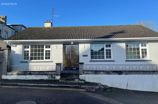 The Bungalow, Chapel Square, Fermoy, Co. Cork - Click to view photos
