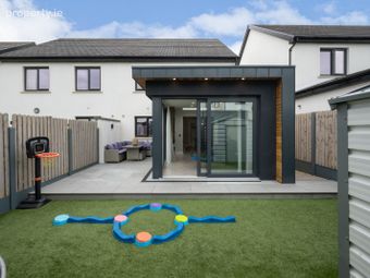 17 The Grove, Heathfield, Carriganarra, Ballincollig, Co. Cork - Image 2