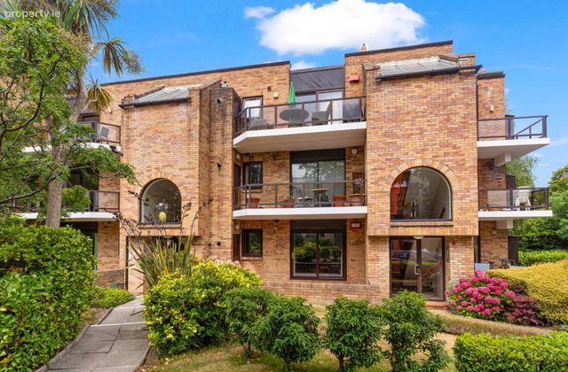 143 The Elms, Mount Merrion Avenue, Blackrock, Co. Dublin, Blackrock, Co. Dublin - Click to view photos