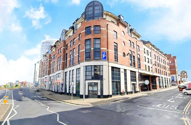 608 Mount Kennett Apartment, Dock Road, Limerick, Limerick City Centre, Co. Limerick - Click to view photos
