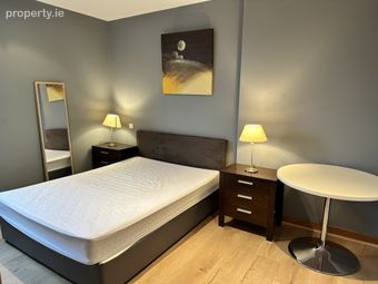 Riverstown House, IFSC, Dublin 1 - Image 5