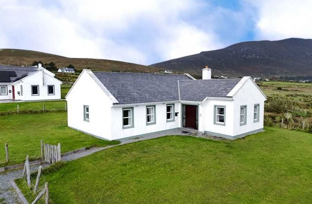 13 Trawmore Cottages, Keel, Achill, Co. Mayo - Click to view photos