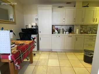 2 Waltham House,clonfadda Wood, Blackrock, Co. Dublin - Image 2