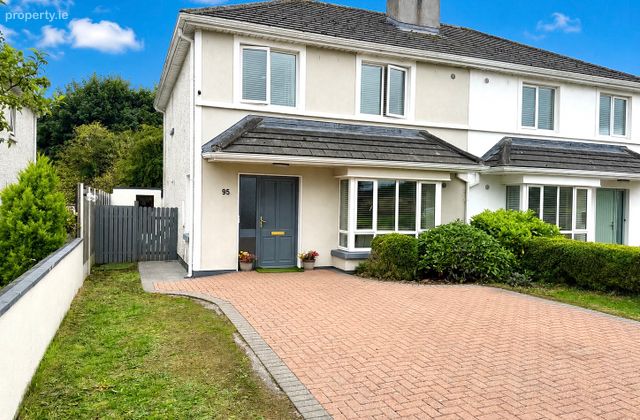 95 Fairways, Tubbercurry, Co. Sligo, Tubbercurry, Co. Sligo - Click to view photos