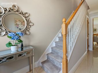 24 Holly Vale, Forest Hill, Carrigaline, Co. Cork - Image 3