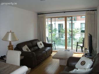 Alexandra Walk, Adelaide Square, Whitefriar Street, Dublin 8, Christchurch, Dublin 8 - Image 4