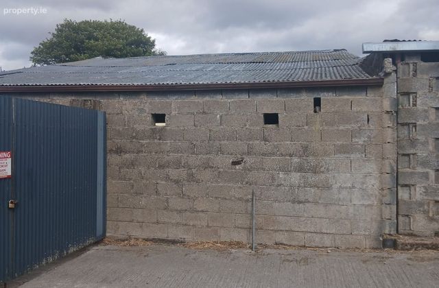 Mallow Road, Doneraile, Co. Cork - Click to view photos