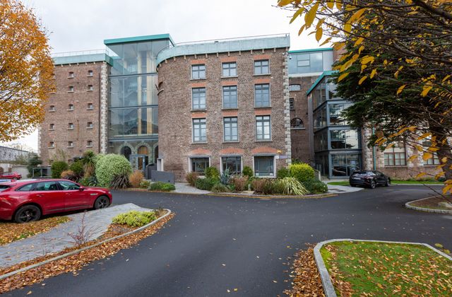 Unit 1, The Grain Store, Distillery Lofts, Fairview, Dublin 3 - Click to view photos