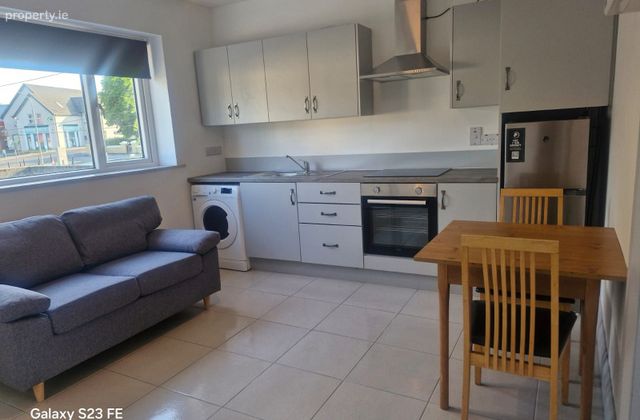 The Square, Caherconlish, Pallasgreen, Limerick, Boher, Co. Limerick - Click to view photos