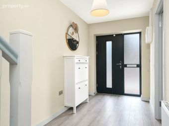 16 Domville Square, Cherrywood, Dublin 18, Dublin 18 - Image 3
