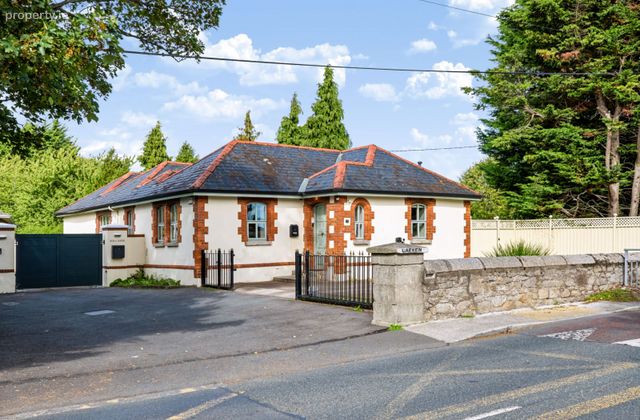 Laeken, 100 Churchtown Road Lower, Dublin 14., Churchtown, Dublin 14 - Click to view photos