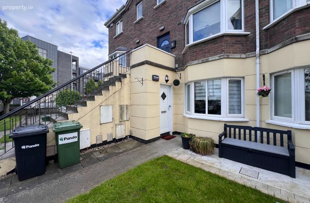 4 Kilderry Hall, Ashbourne, Co. Meath - Click to view photos