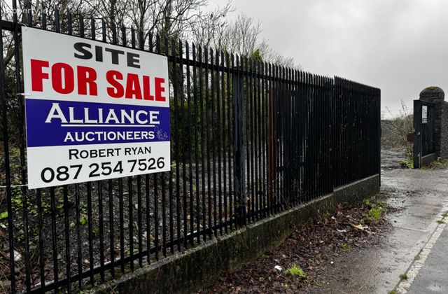 Ballycoolin Road, Ballycoolin, Dublin 15 - Click to view photos