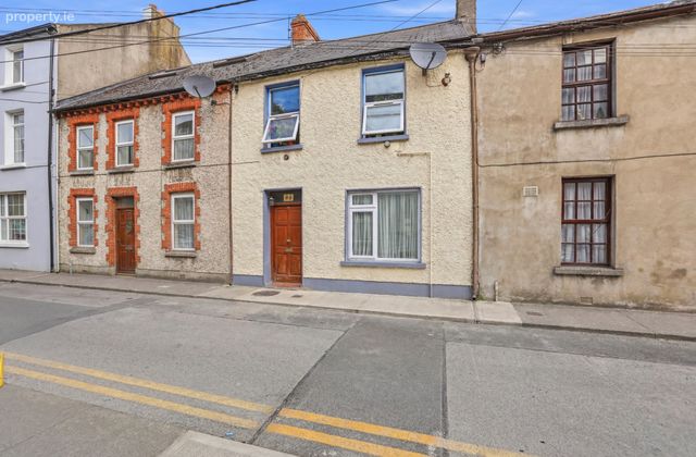 16 Morton Street, Clonmel, Co. Tipperary, Clonmel, Co. Tipperary - Click to view photos