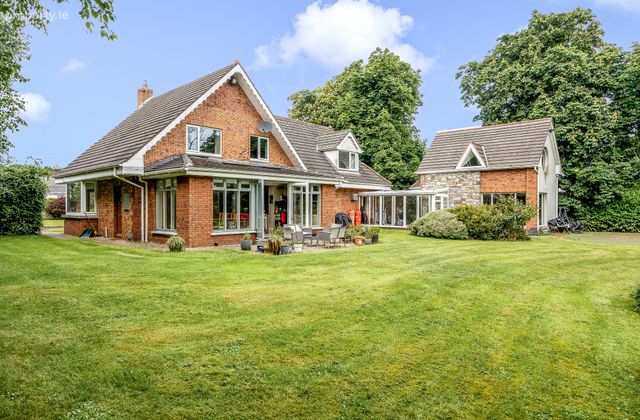 Woodville, Cloghran, Swords, Co. Dublin, Cloghran, Co. Dublin - Click to view photos