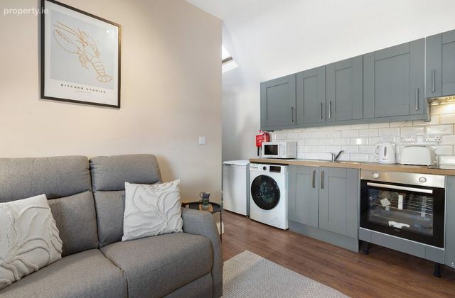 Apt 6, 111 Morehampton Road, Dublin 4, Donnybrook, Dublin 4 - Click to view photos