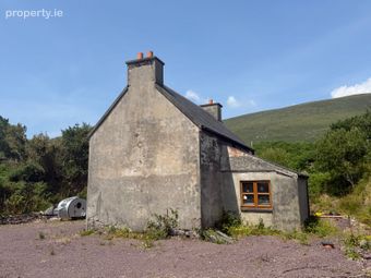 Gowlanes, Castlecove, Caherdaniel, Co. Kerry - Image 2