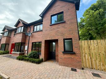 1 Malthouse Orchard, Castlebellingham, Co. Louth