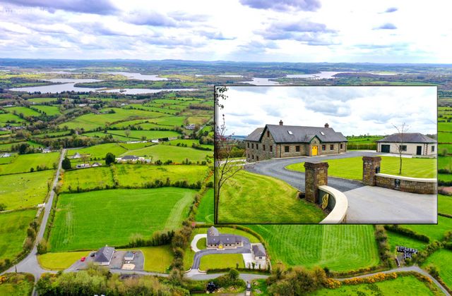 Smear, Aughnacliffe, Co. Longford - Click to view photos