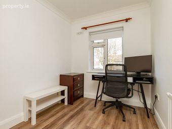 18 Saint Joseph's Road, Dublin 12, Walkinstown, Dublin 12 - Image 4