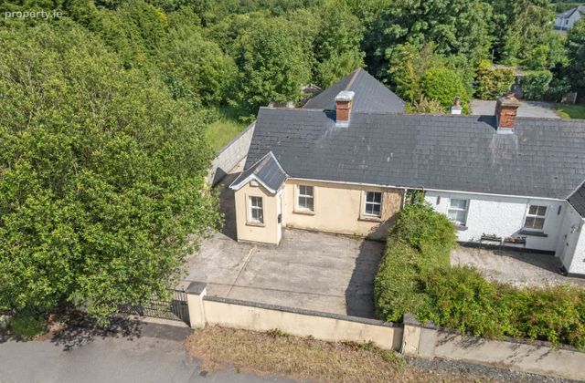 Crinstown, Maynooth, Maynooth, Co. Kildare - Click to view photos