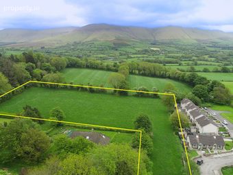 Lisvarrinane, Glen of Aherlow, Co. Tipperary
