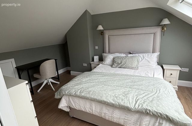 Brighton Lodge (females Only), Foxrock, Dublin 18 - Click to view photos