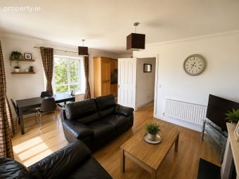 19 Beechdale Court, Dublin 24, Ballycullen, Dublin 24 - Image 4